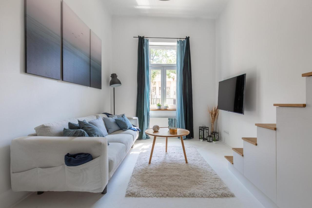 בודפשט Black And White Apartment מראה חיצוני תמונה