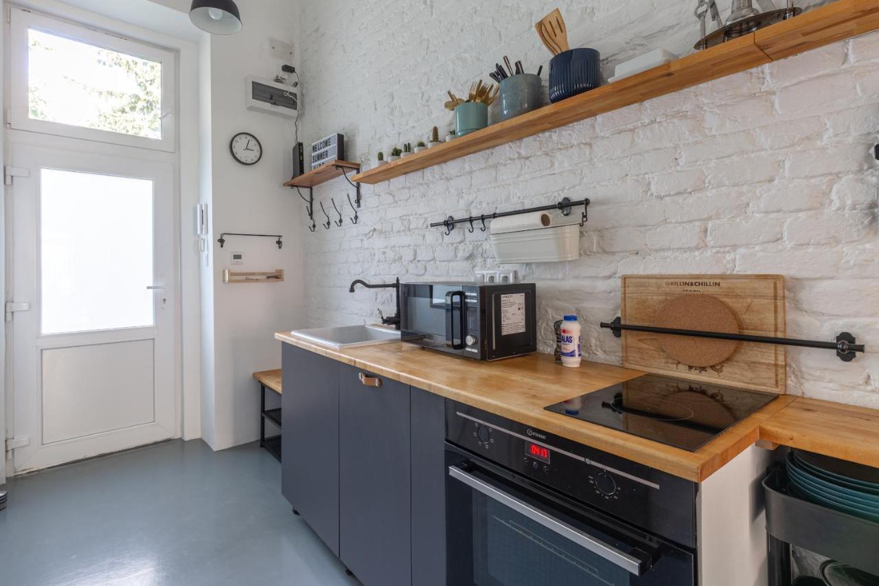 בודפשט Black And White Apartment מראה חיצוני תמונה